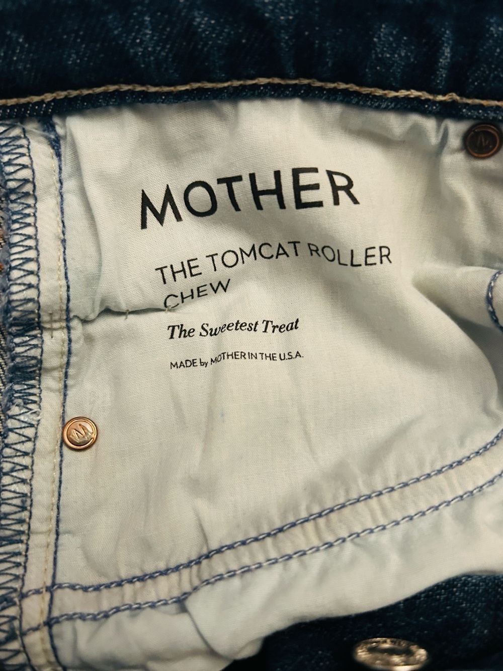 🩷💛MOTHER Denim The Tomcat Roller Chew Jeans in The Sweetest Treat fits like 28💛🩷 - Picture 7 of 10